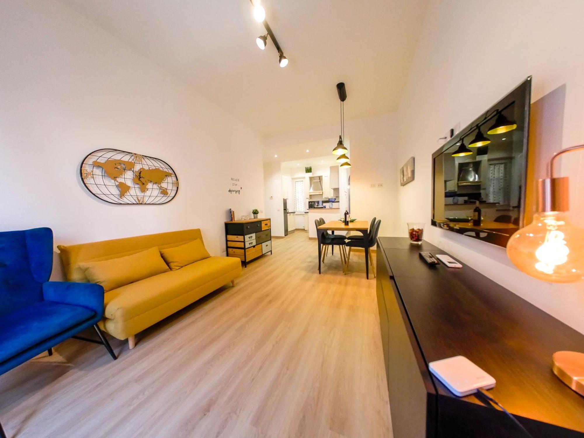 Chic Modern 2-Bedroom Near Metro Рим Екстер'єр фото