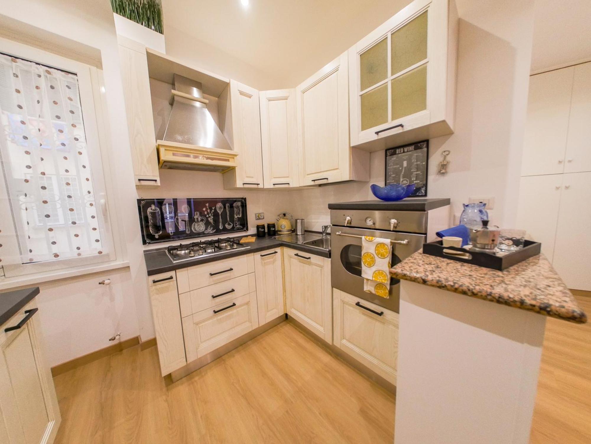 Chic Modern 2-Bedroom Near Metro Рим Екстер'єр фото
